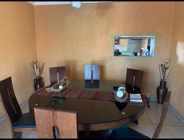 3 BEDROOM HOUSE FOR SALE IN MEYERTON PARK
